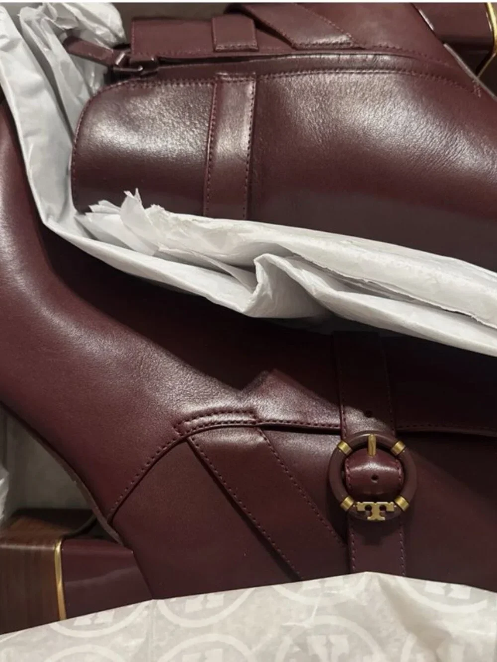 Brand new TORY BURCH sz 9.5 multi logo buckle boots claret 143326